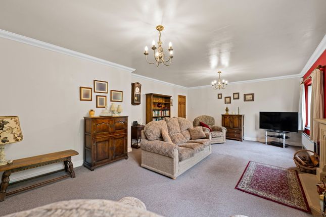 23, Sandy Hill, Stoke-on-Trent photo 4