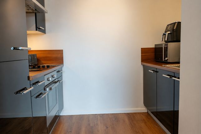Flat 314, 15, Mann Island, Liverpool photo 4