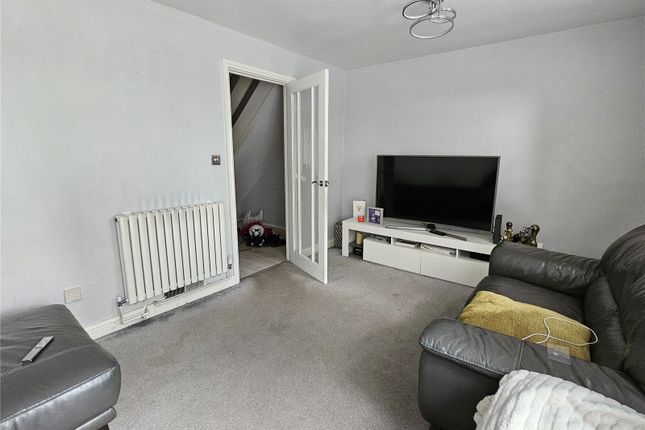 12, Near Lands Close, Birmingham photo 3