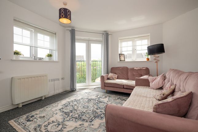 Flat for sale in Larch Gardens, Manchester, Cheetham Hill