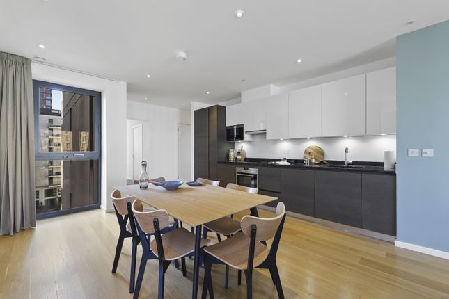 Flat to rent in 8, Victory Parade, London