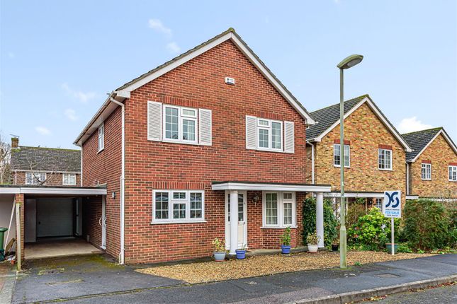 Thumbnail Detached house for sale in Haywards Close, Wantage