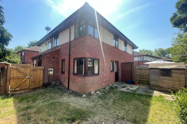 Terraced house to rent in Hepleswell, Two Mile Ash, Milton Keynes