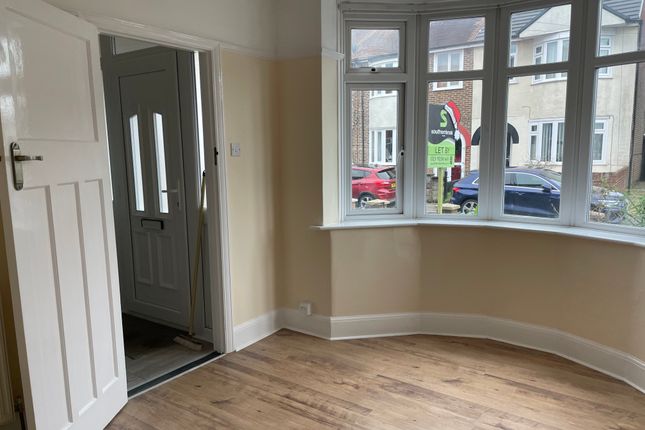 14, Rothesay Road, Gosport photo 2