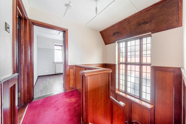 49, Eltham Palace Road, London photo 4