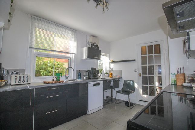 23, Eastbourne Road, Wiltshire photo 3