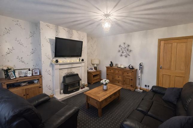 2, Calver Road, Keighley photo 2