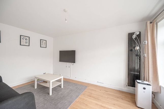 Terraced house to rent in Endersby Road, Barnet