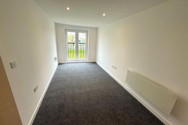 20, Eliot Gardens, Coventry photo 4
