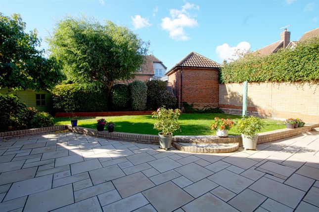 Froden Close, Billericay photo 2