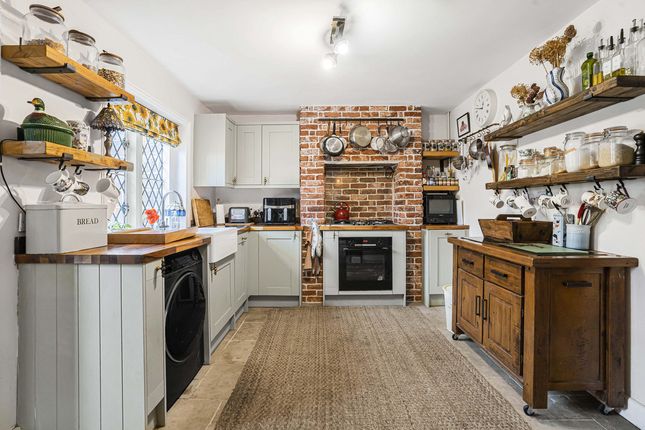 Semi-detached house for sale in 55 Oxford Road, Clifton Hampden