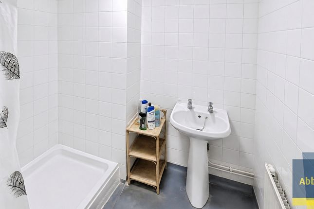 Room 31, Ipswich photo 3