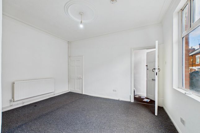 *AD ONLY* Flat, 8 Kings Newton Street, Leicester photo 4