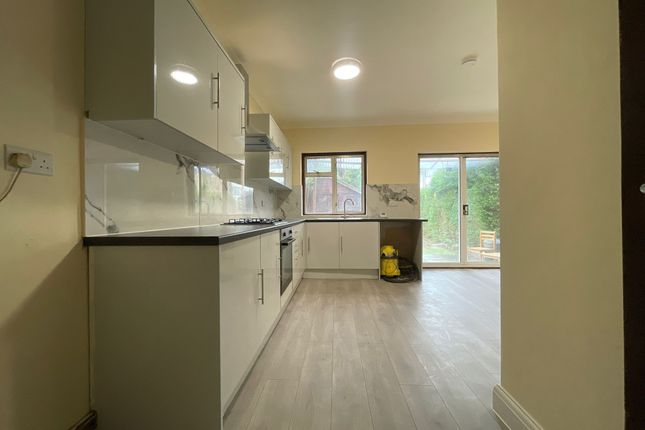 Worple Road, Isleworth photo 5