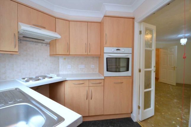 Flat 43,, Castle Court,, Glasgow photo 4
