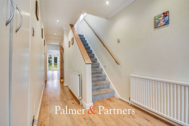 Glebe Crescent, Chelmsford photo 4