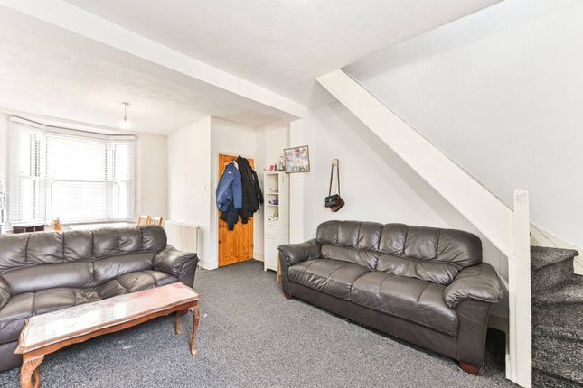 Thumbnail Terraced house to rent in Faringford Road E15, Stratford, London,