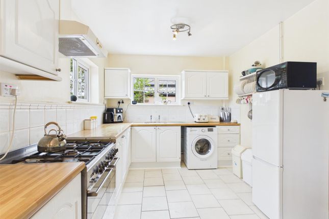 18, Crow Hall Estate, Downham Market photo 3