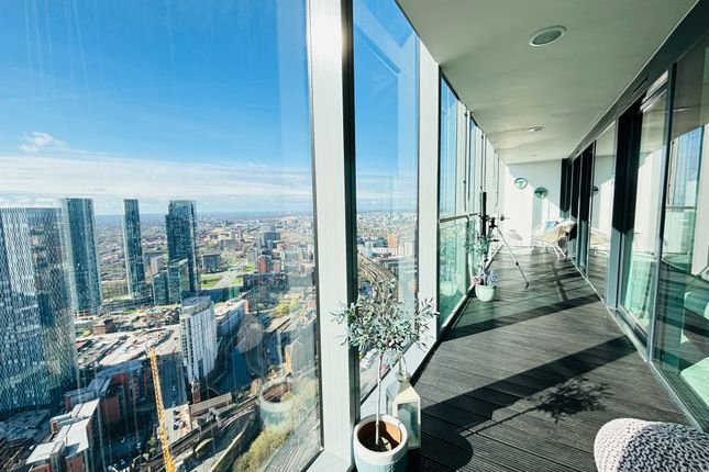 Flat to rent in Beetham Tower, 301 Deansgate