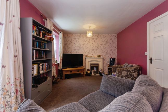 45, Boatmans Reach, West Midlands photo 2
