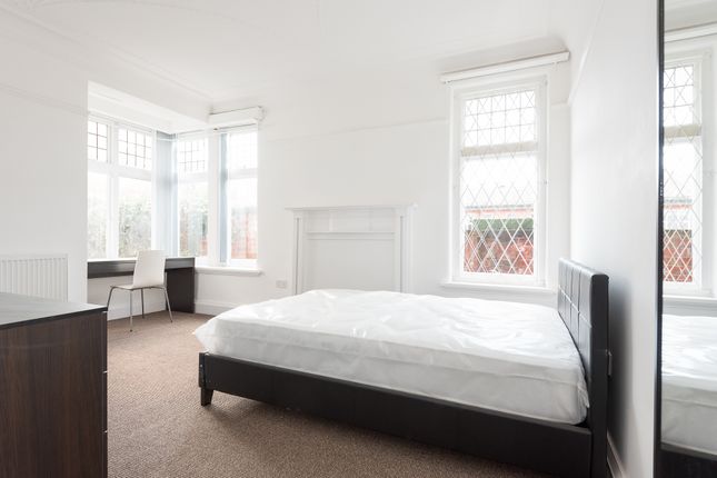 6 KT R2, 6 Kingston Terrace, LS2 9BW, Leeds photo 5