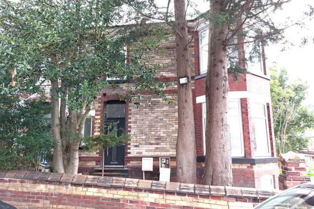 35, Hilton Crescent, Manchester photo 5