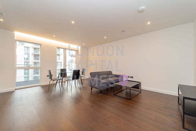 Thumbnail Flat to rent in Lanchester Way, London