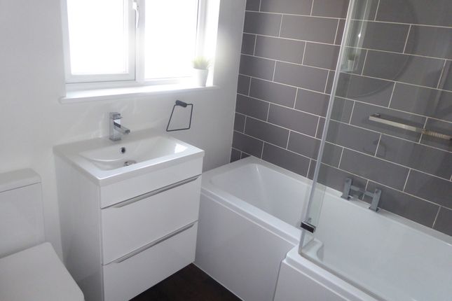 58, Broadway, Wirral photo 4
