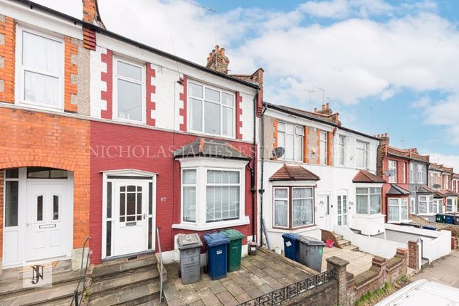Thumbnail Terraced house for sale in Brunswick Park Road, New Southgate, London