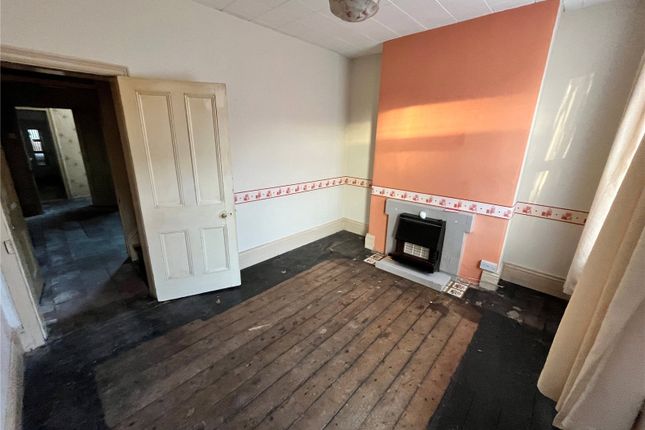 111, Hurcott Road, Worcestershire photo 2