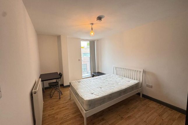 Room 1, 502 Noor Court, Raven Row, London photo 3