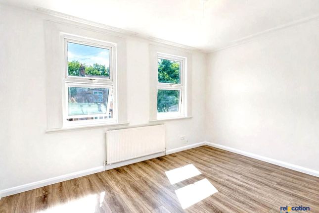 65 Warwick Road, London photo 5