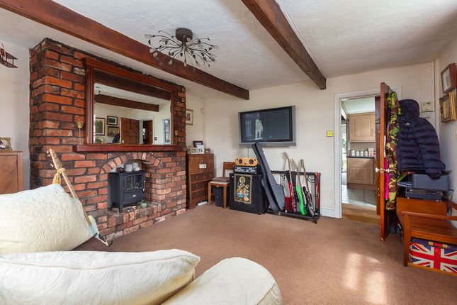 130, Simister Lane, Manchester photo 3