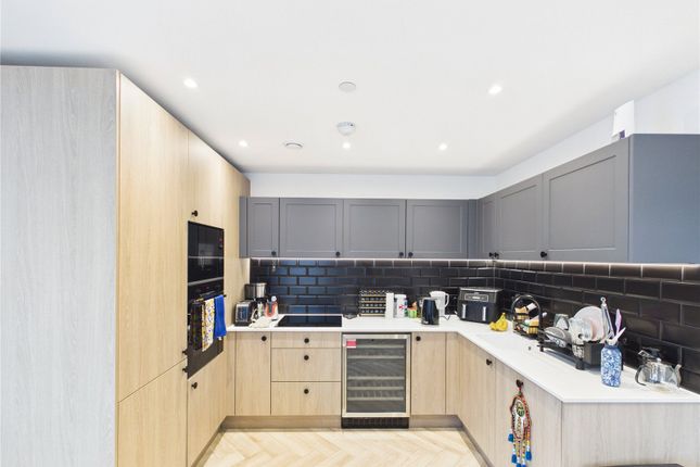 2904 Colliers Yard, Bankside photo 3