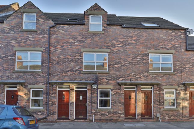 1 bed flat for sale in Falsgrave Crescent, York, North Yorkshire YO30
