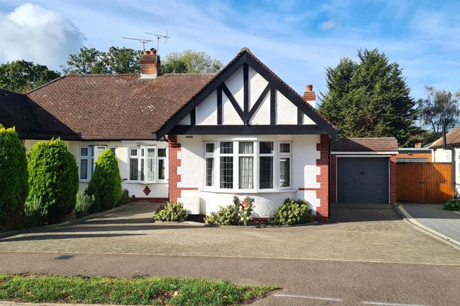 3-bed bungalow on Oakroyd Close, Potters Bar, £825,000