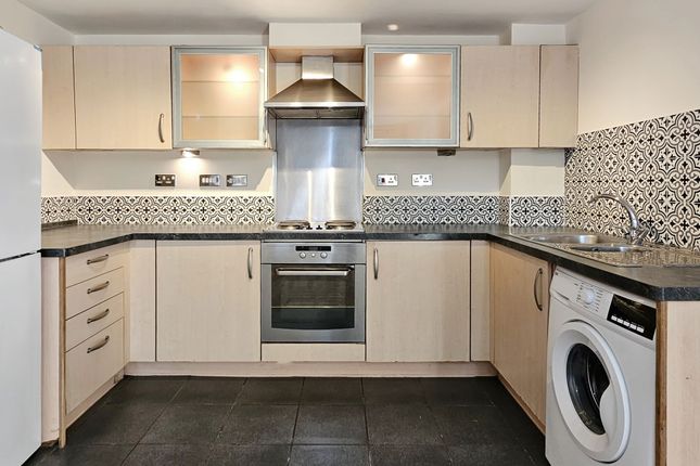 Flat 2 Centrika,, Bath Road, Slough photo 2