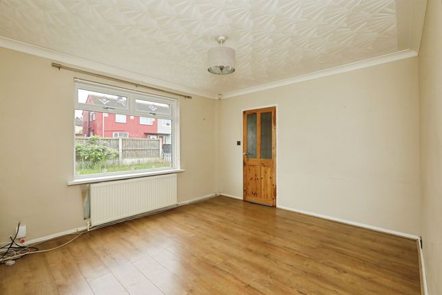 28, Kendal Close, Worksop photo 4