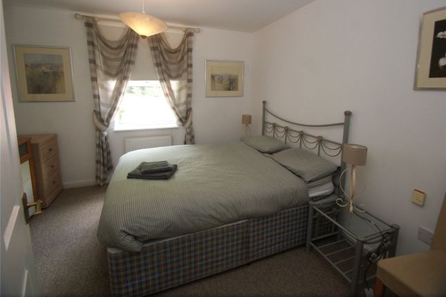 Casson Drive, Stoke Park photo 4