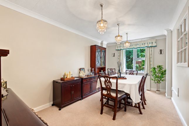 29 Barncroft Drive, Hempstead, Kent photo 4