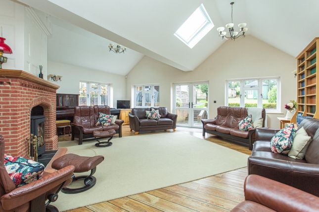 65, Westcourt Lane, Kent photo 2
