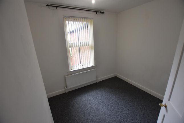 15 Cranmer Street, Leicester photo 2