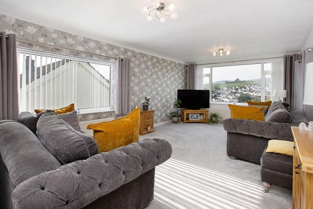 47 Deer Park Avenue, Teignmouth photo 4