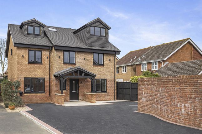 Property for sale in Fontwell Close, Fontwell, Arundel