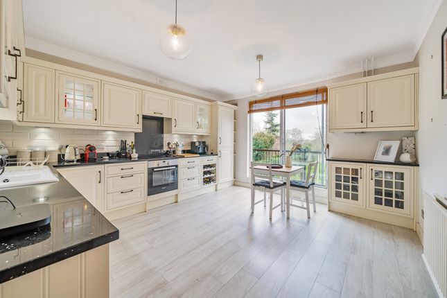 Terraced house for sale in The Warren, Caversham, Reading, Berkshire