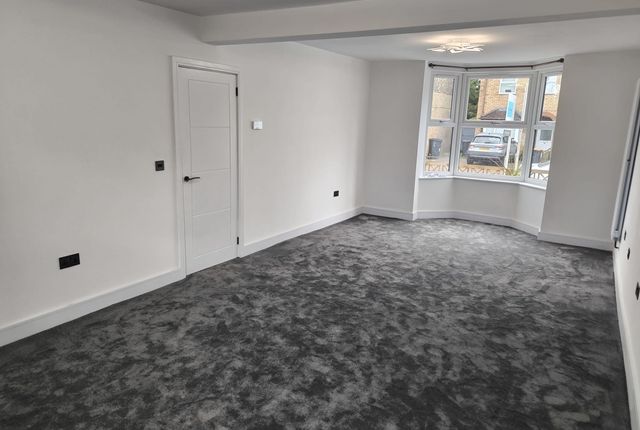 33, Beatrice Street Bedfordshire, Bedford photo 4