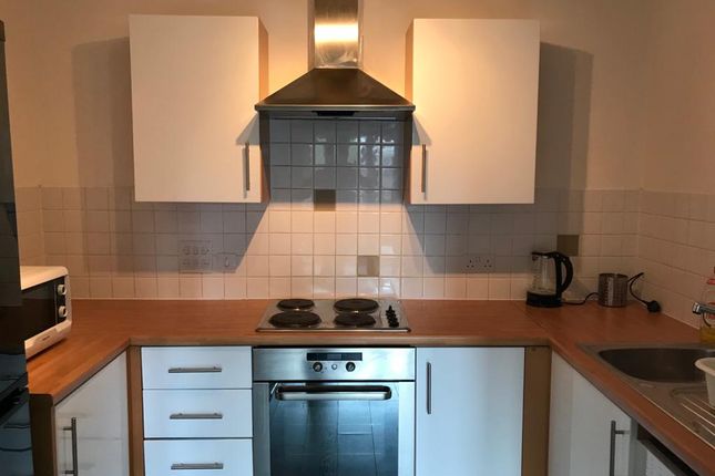 Flat to rent in Conisbrough Keep, Coventry
