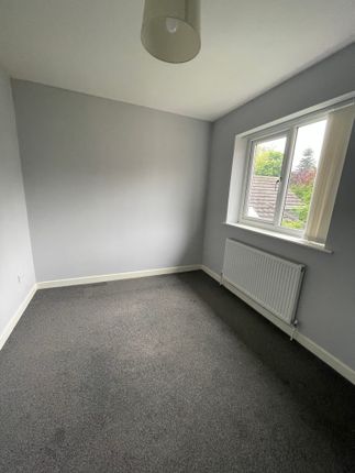 Flat to rent in 64 New Lane, Aughton