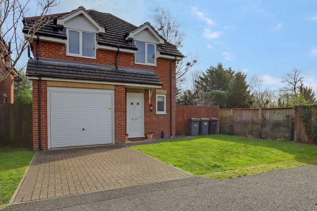 Detached house for sale in Gladys Avenue, Cowplain, Waterlooville