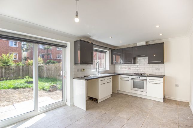 Town house for sale in Sanderson Villas, Gateshead, Tyne And Wear